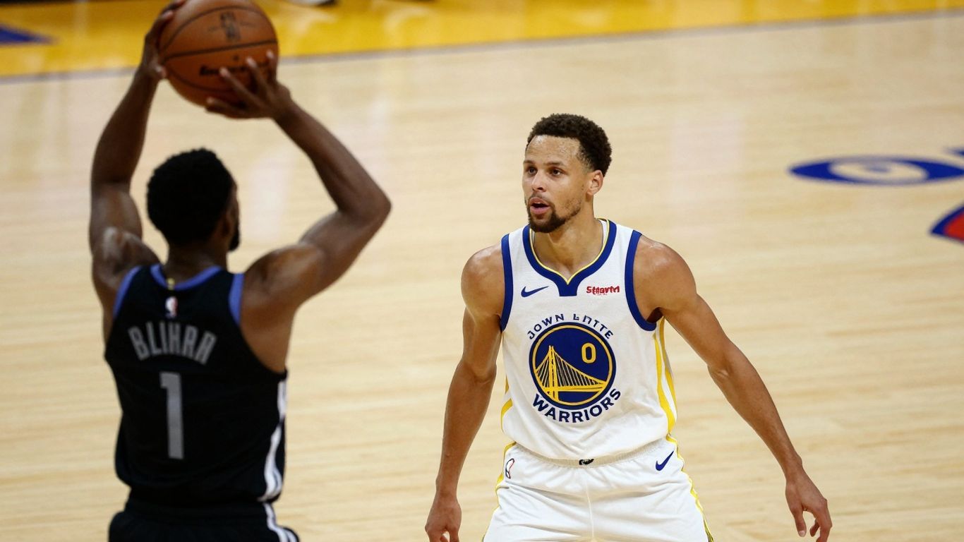 Plotki transferowe Warriors: Kuminga na wylocie, Curry pisze historię